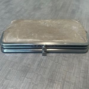 GUC Hobo Lauren Clutch Wallet